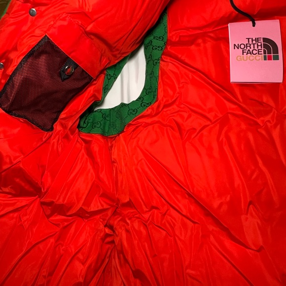 Gucci x The North Face Vest - Picture 3 of 7